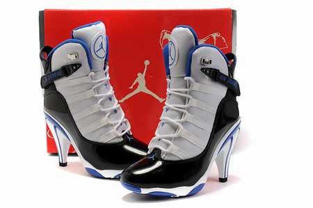 basket à talon nike